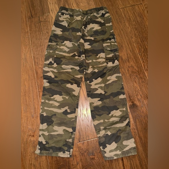 The Children's Place Green and Brown Casual Camouflage Bottoms - Picture 2 of 4